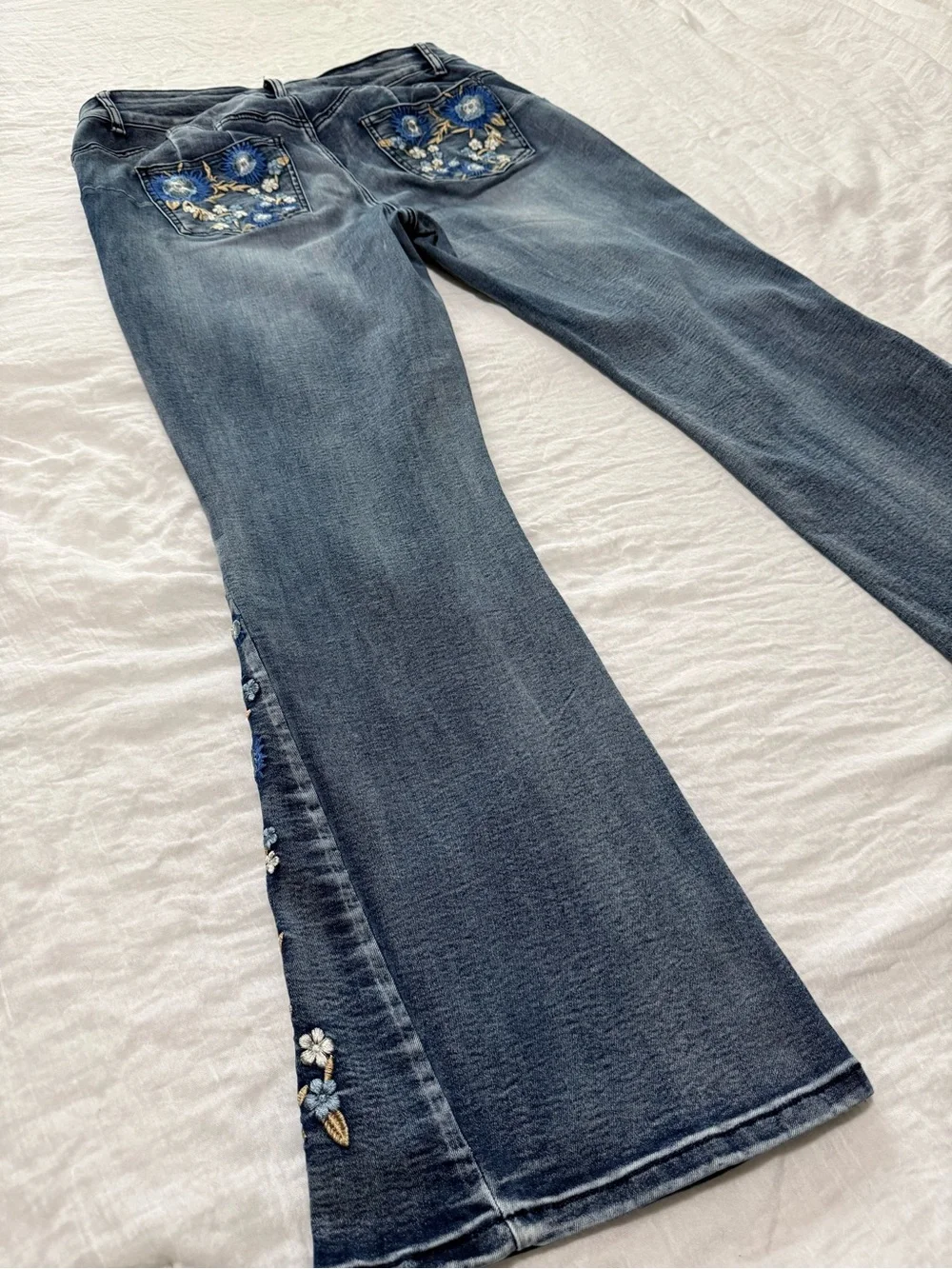 Fire & Rain Embroidered Flare Jeans 14 Boho Western Floral Denim
